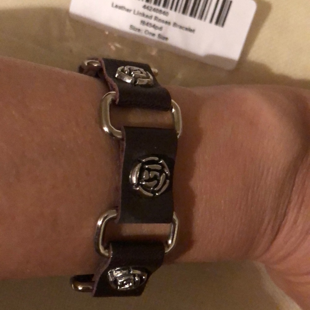 Leather Linked Roses Bracelet - Picture 3 of 3